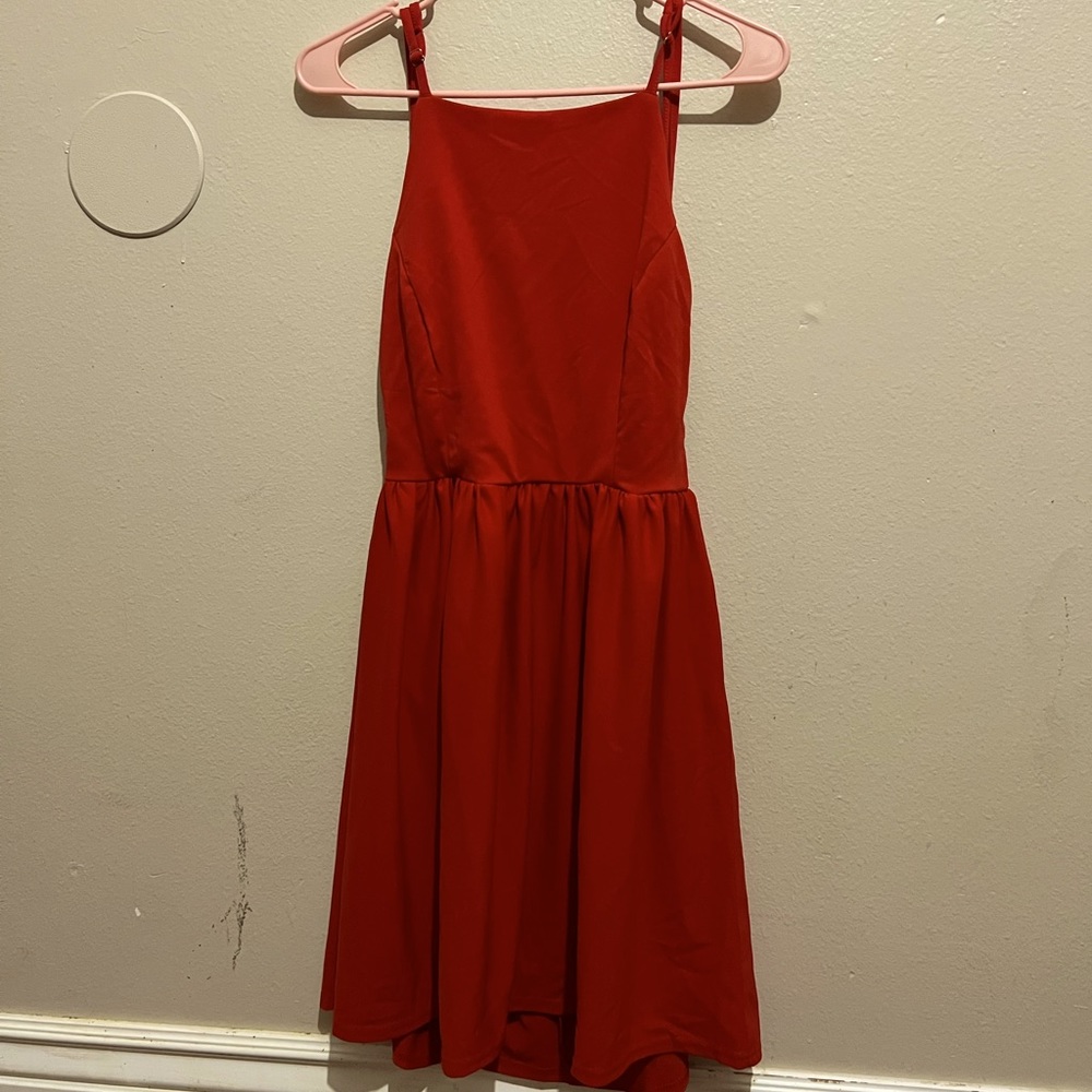 Red homecoming dress size small
